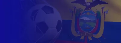 Cabecera alargada con un balón sobre la bandera de Ecuador y fondo azul.